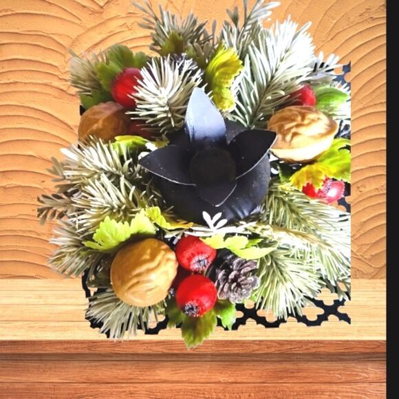 VINTAGE CHRISTMAS WROUGHT IRON PLASTIC Holly & Berry Candle CADDY/HOLDER  1940's - Picture 5 of 6